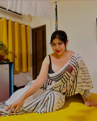 Call Girls in Delhi